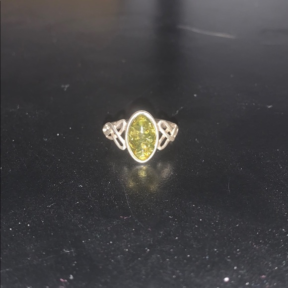 Ring - Picture 1 of 3